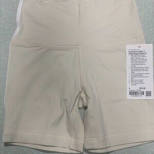 lululemon NWT Alig HR Side-Stripe Short 6" Light Ivory/White size 6
